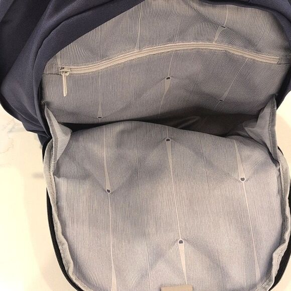 Delsey Paris Unisex Securban Luggage Backpack RFID Blocking - Picture 7 of 11